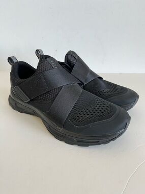 TIEM Women's Slipstream black Cycling Sneakers with SPD Cleats Size 9